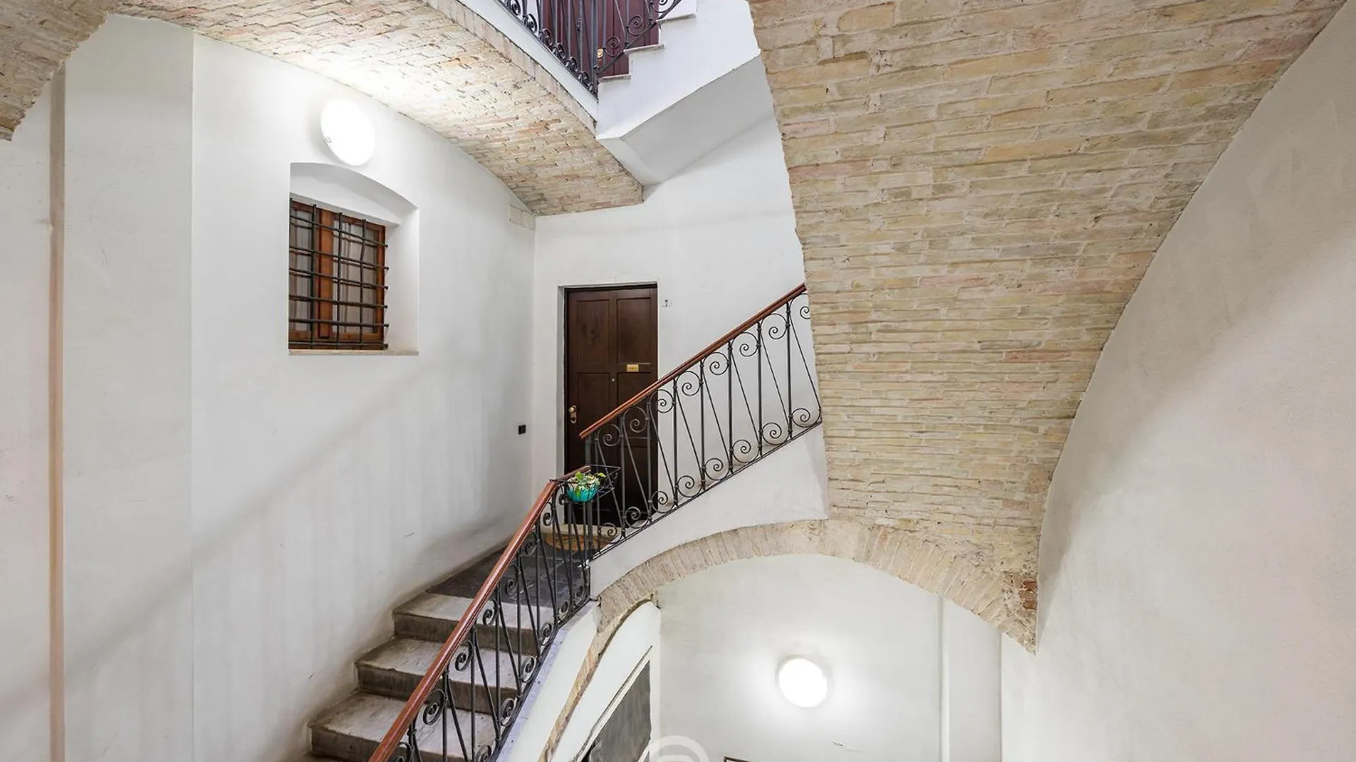 Amo Castle Rooms Cagliari Pensionat