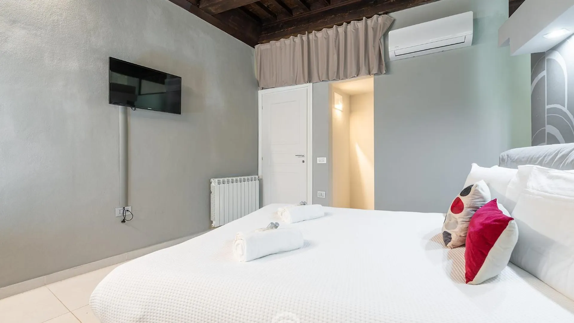 Pensionat Amo Castle Rooms Cagliari