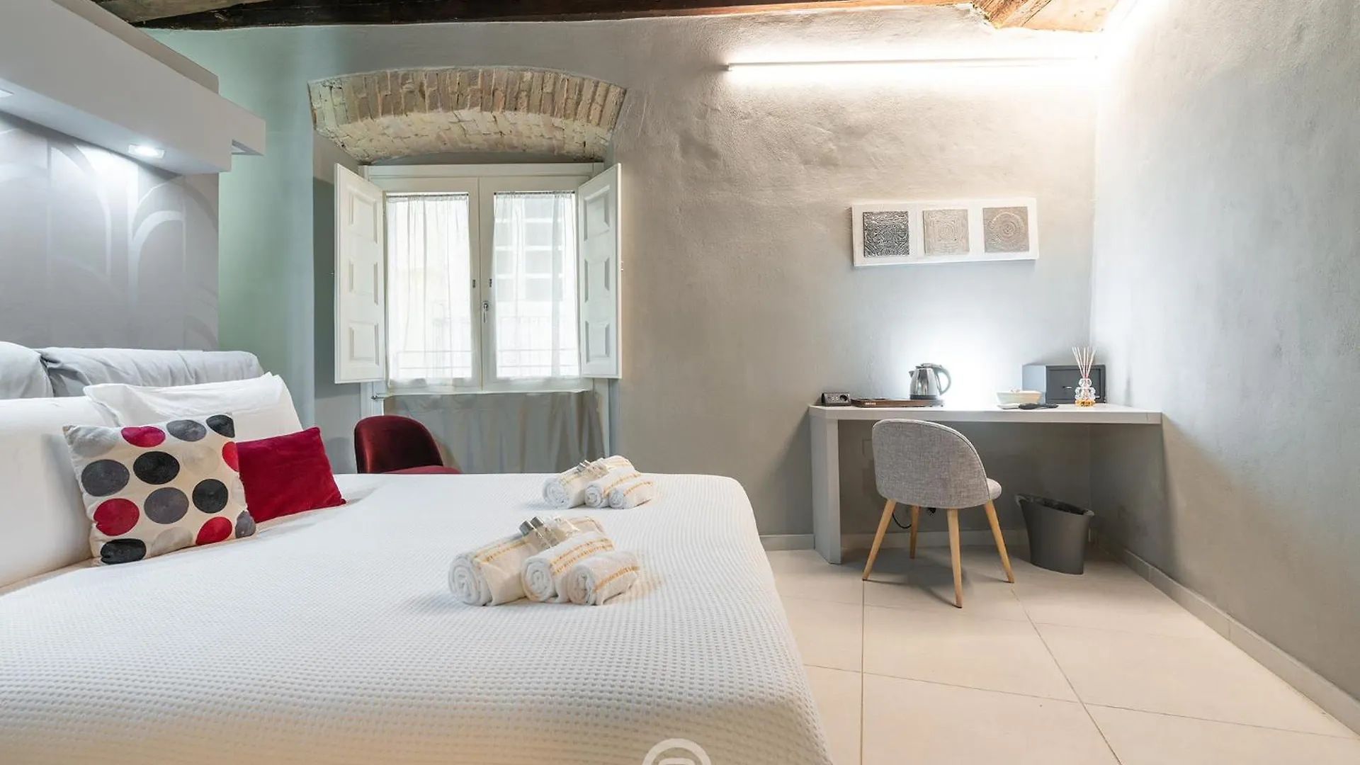 Amo Castle Rooms Cagliari Pensionat